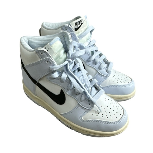 Nike Dunk High Sneakers - Picture 2 of 6
